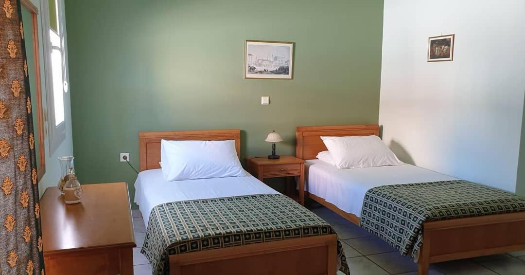 Zannikos Rooms Ermoupoli Exteriör bild