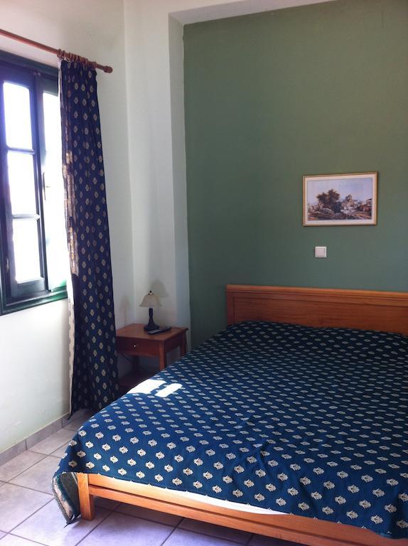 Zannikos Rooms Ermoupoli Rum bild