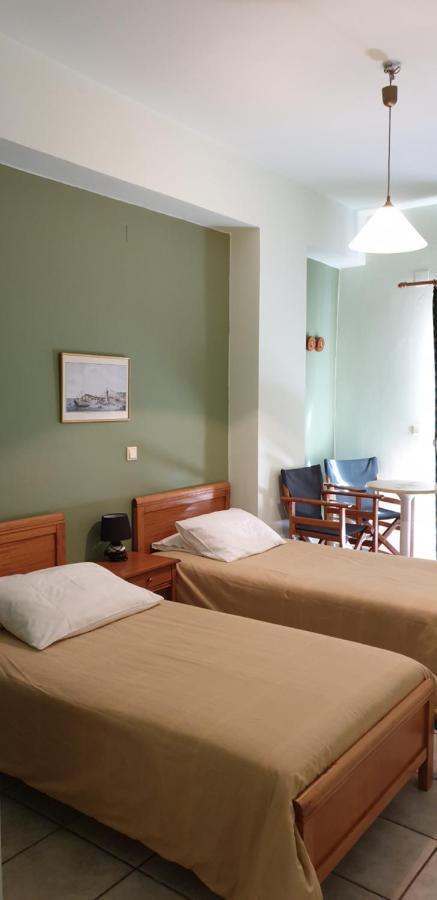Zannikos Rooms Ermoupoli Exteriör bild